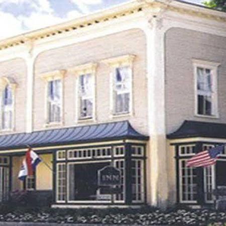The Inn In Westport Bagian luar foto