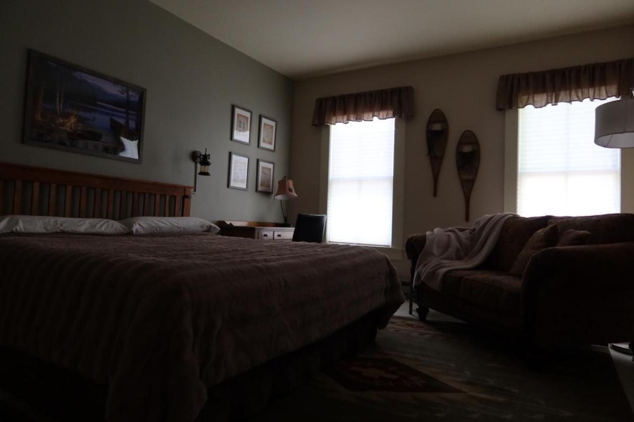 The Inn In Westport Bagian luar foto
