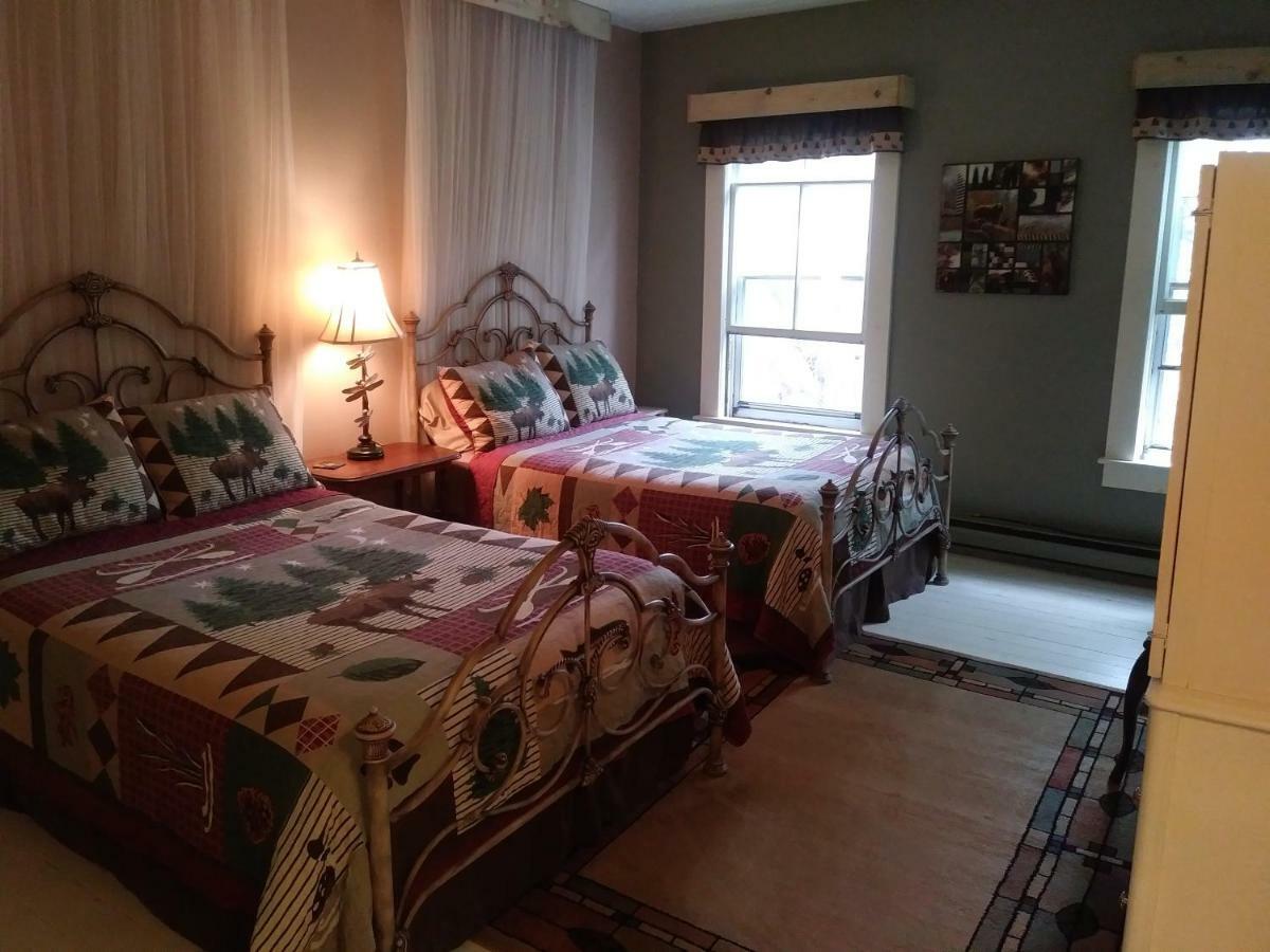 The Inn In Westport Bagian luar foto
