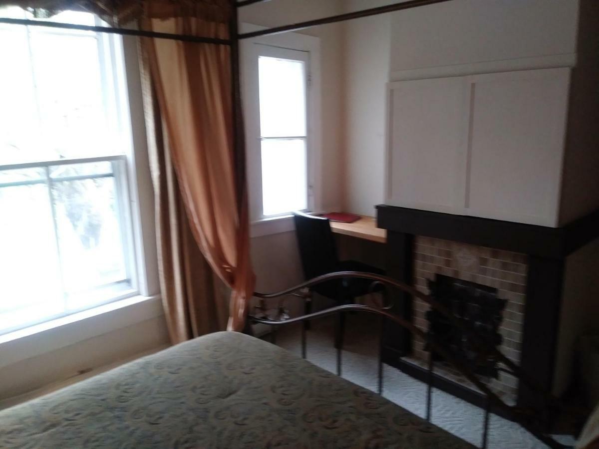 The Inn In Westport Bagian luar foto